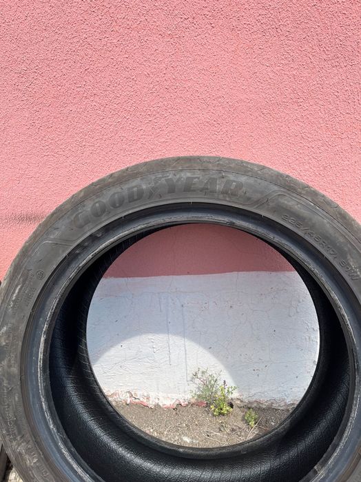 Гуми GOODYEAR  225/45/17  летни