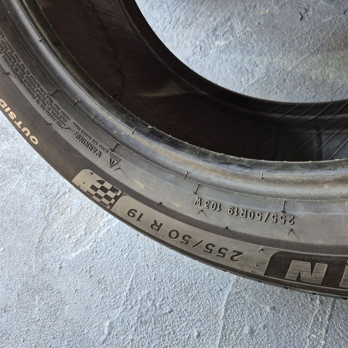 255 50 19 Michelin
