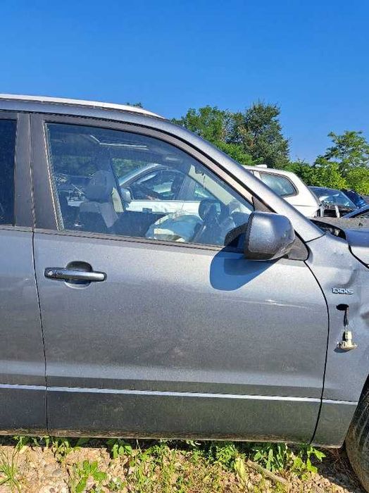 Ușă Față Dreapta Goala Suzuki Grand Vitara 2 2005-2015 5 Uși Gri Metalizat Cod ZY4