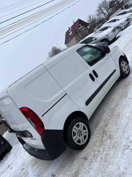 Vand fiat doblo cargo profesional An 2016 km 168300