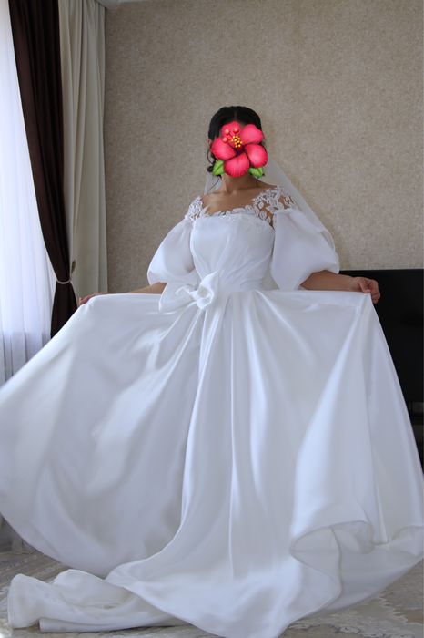 Свадебное платье