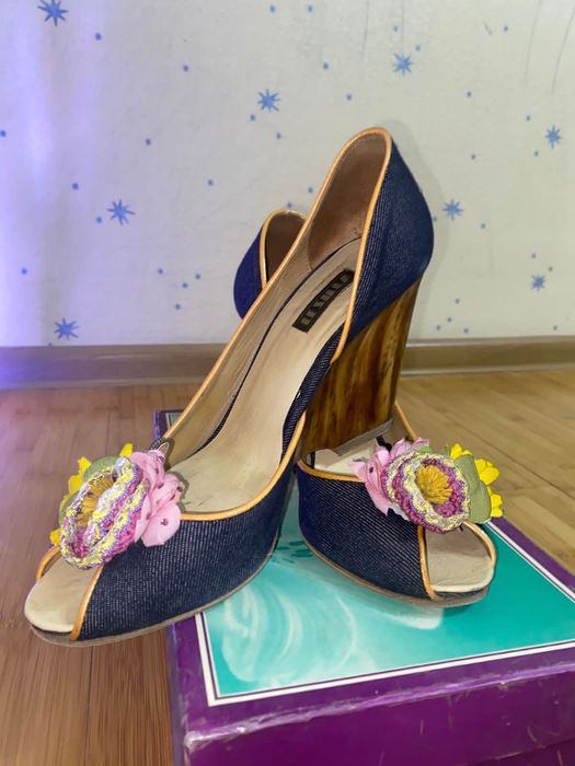 Распродажа туфель