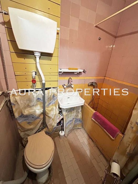 Продава се Двустаен апартамент в Разград, Орел - 62 кв.м за 864 €/кв.м - Снимка #5