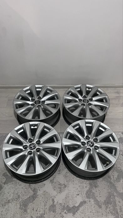 Диски камри р17