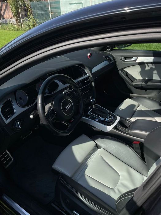 Audi S4