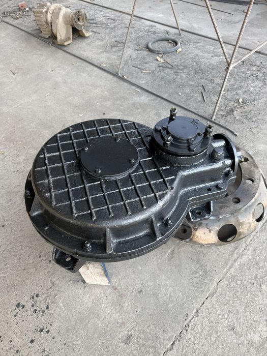 Редуктор поворотный для Башенного Крана БК-7