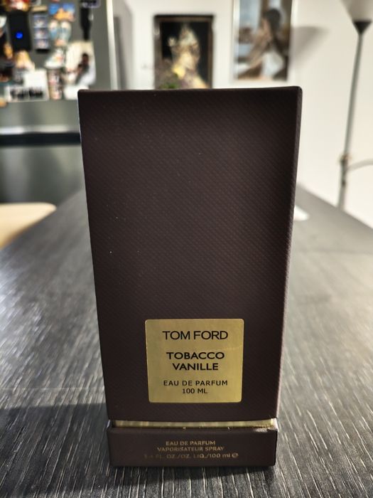 Vând parfum Tom Ford Tabacco Vanille 100 ml