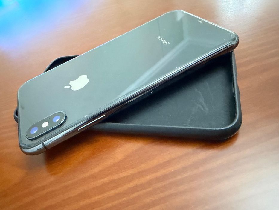 iPhone X и iPhone 12 pro max 256 gb