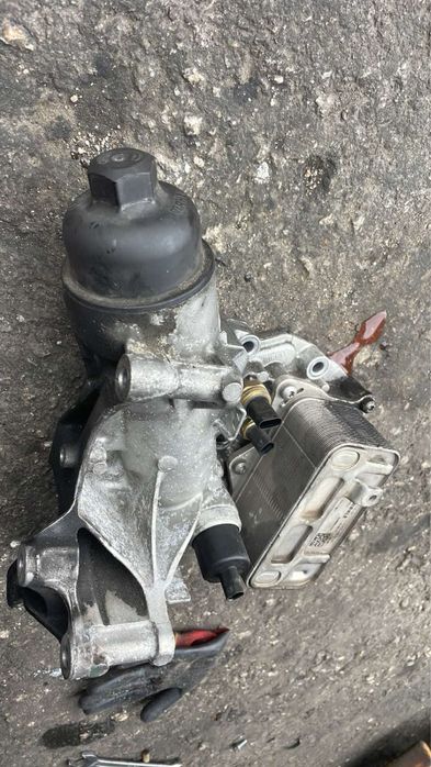 Мерцедес Е 220 cdi w213 Тяло маслен филтър охладител