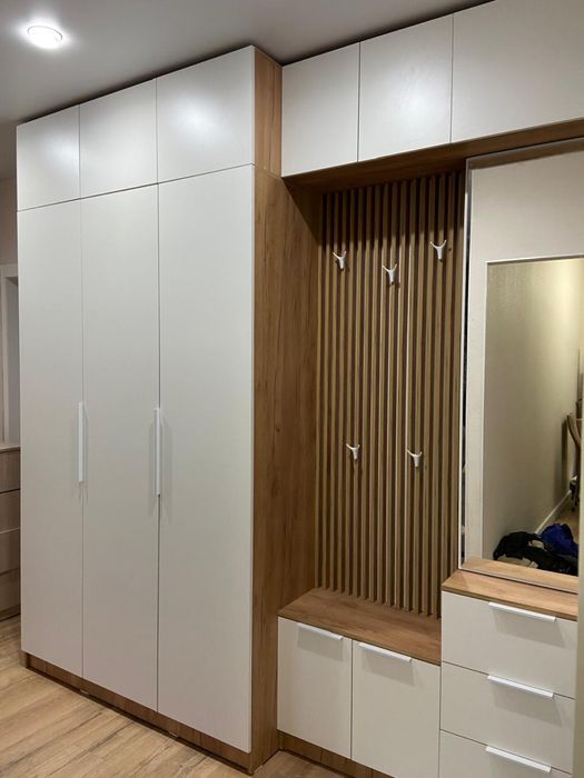 Дизайнер, сборщик мебели