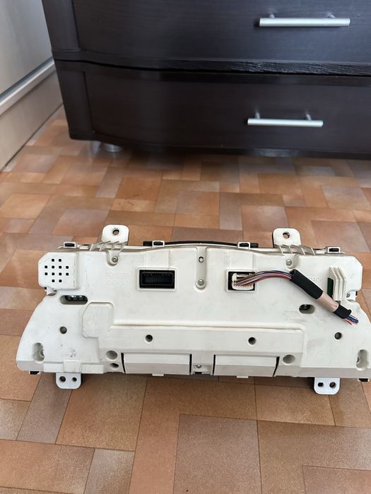 Щиток оптитрон камри 40 2,4 американец