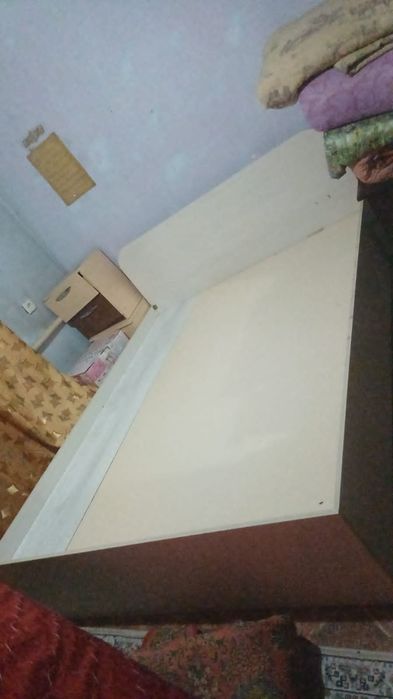Срочно продам двуспальную кровать