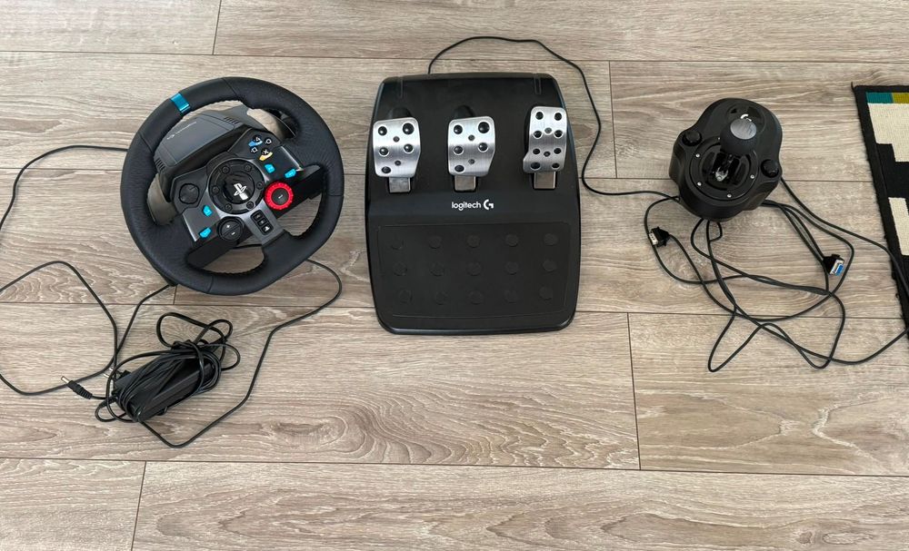 Joc Logitech G29 volan, pedale & schimbator