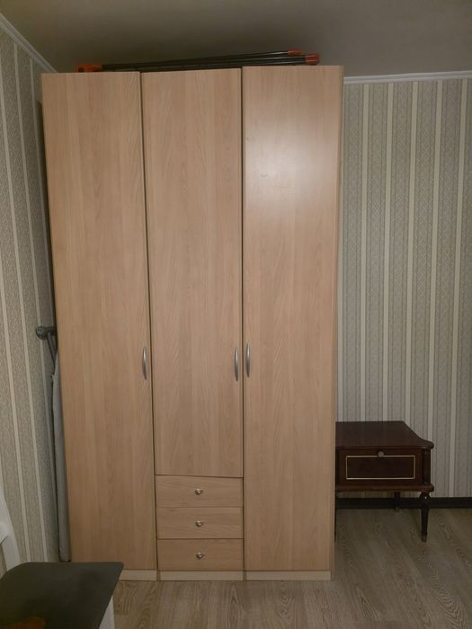 Шкаф для одежды с 3 отделами
