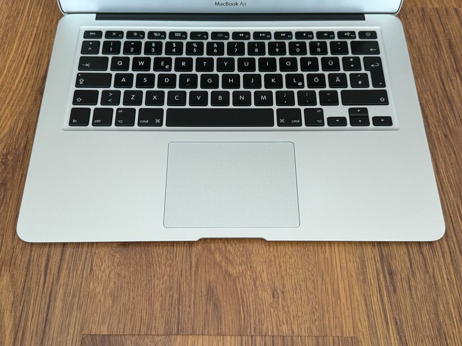 13.3' Core i5 Apple MacBook Air Mid 2017 8GB RAM/256GB SSD/Бат 5ч