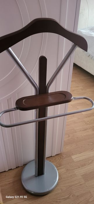 Вешалка для вещей