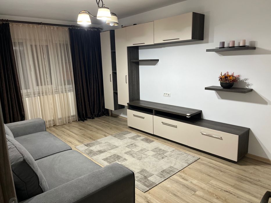 Inchiriere Apartament 2 camere, Trivale (generala 13)