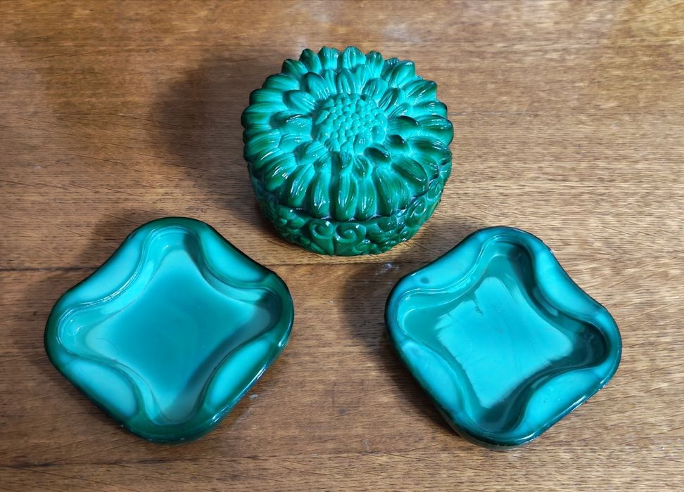 Винтажная Шкатулка Хризантема. Малахитовое стекло. Чехословакия.