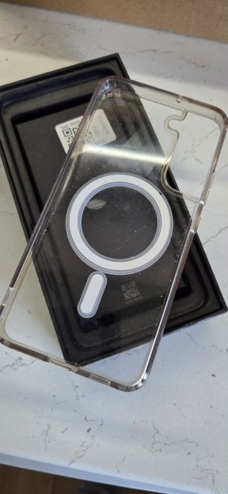 Продавам Galaxy S 22+