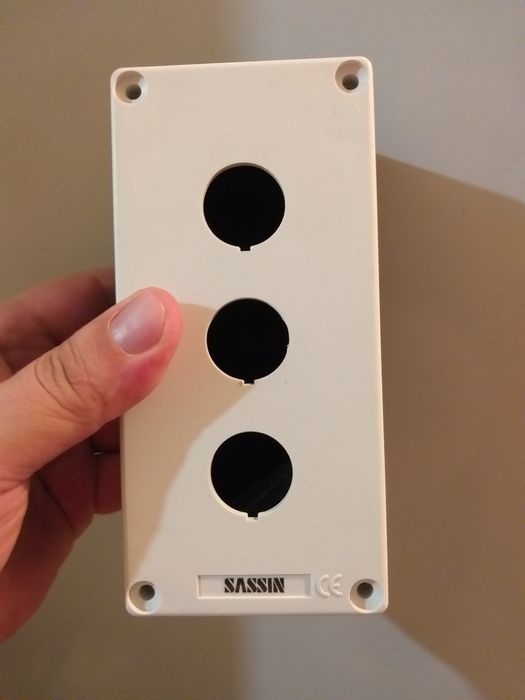 Продам корпус кнопочного поста