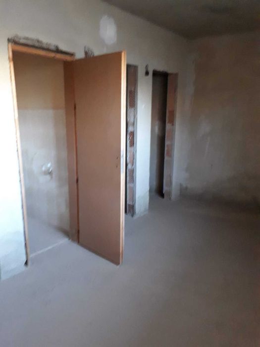 Продава Студио със склад в гр. Бяла, Варна