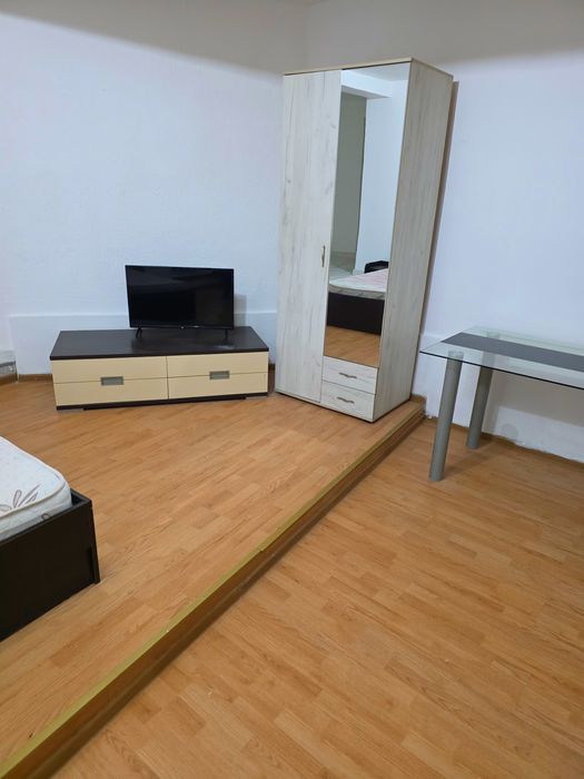 Дава се под наем Двустаен апартамент в София, Бояна - 80 кв.м за 498.27 € - Снимка #2