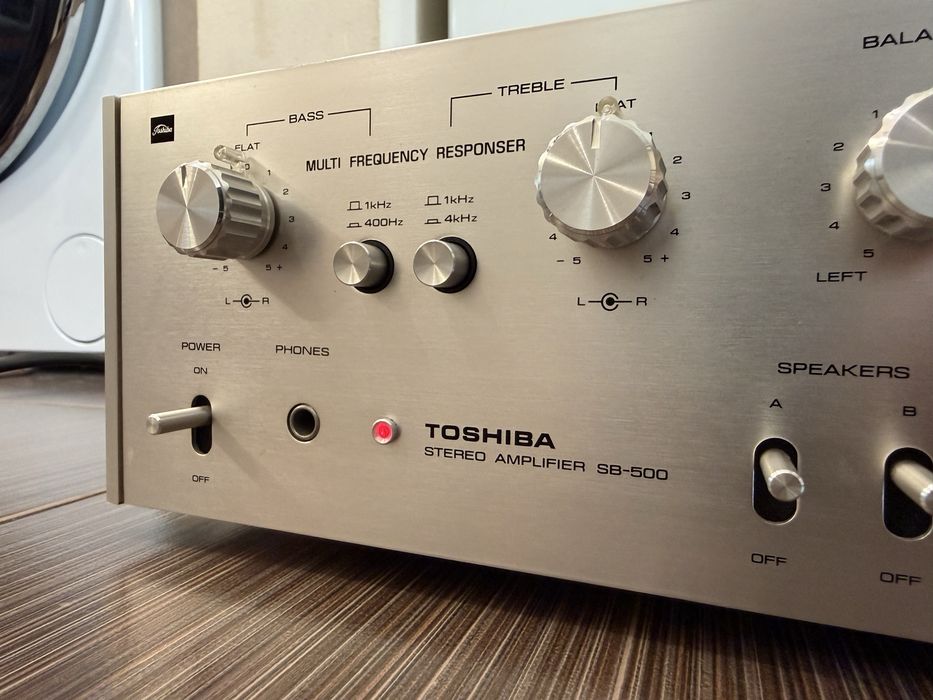Toshiba SB-500 Стерео усилвател