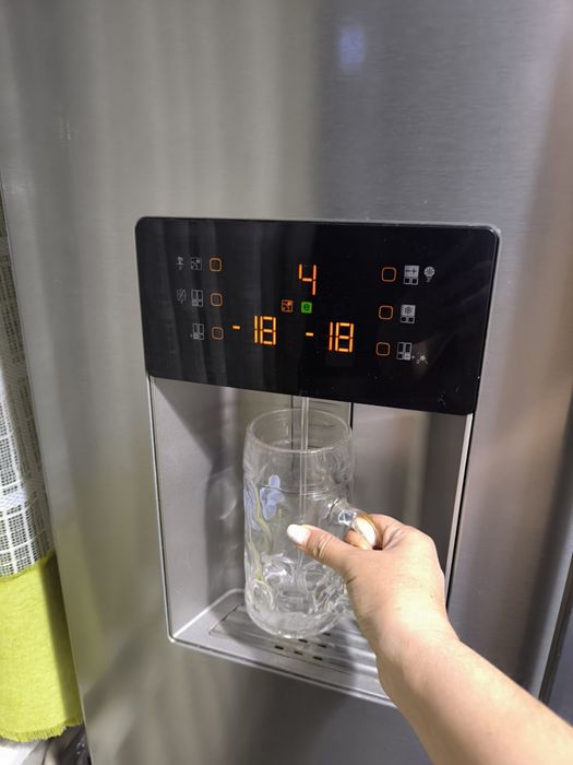 Холодильник Beko 4х дверный