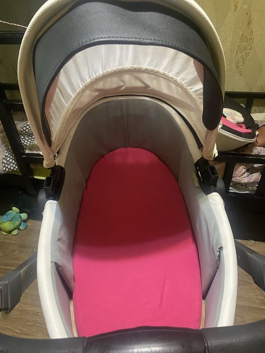 Коляска 2в1 Hot Mom ……………