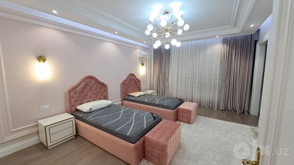 Участок Алмазарский район готовый дом