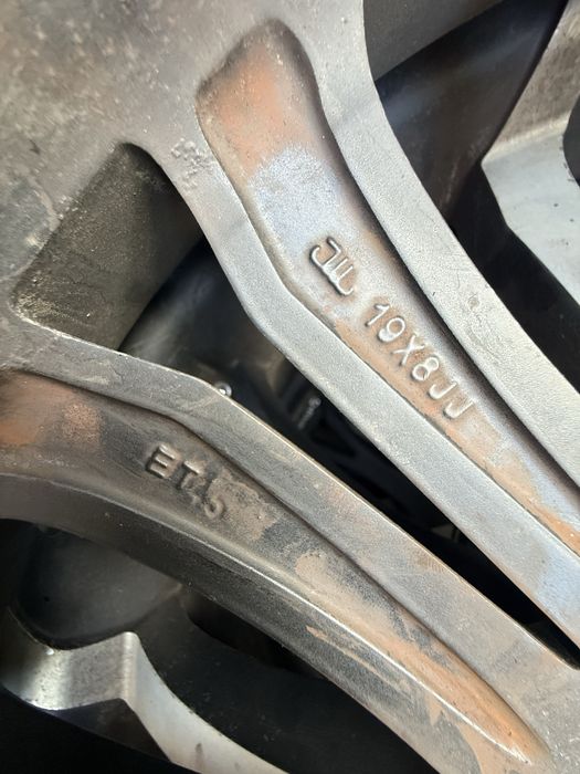 Vând jante baracuda r 19 5 x112 grup wag