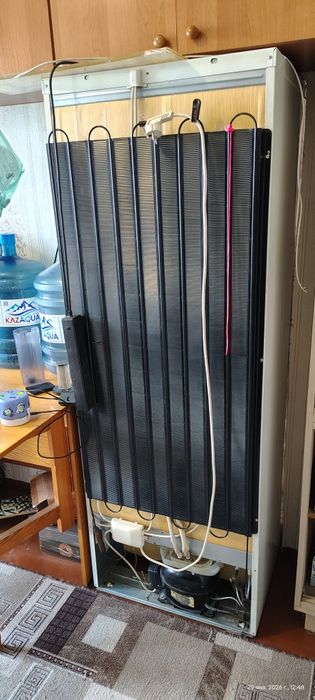 Холодильник indesit