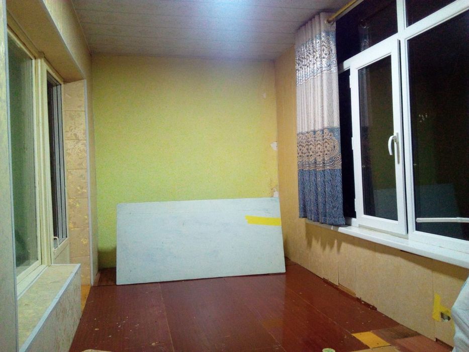 Срочно аренда 2 комнатная квартира в городе Чирчике