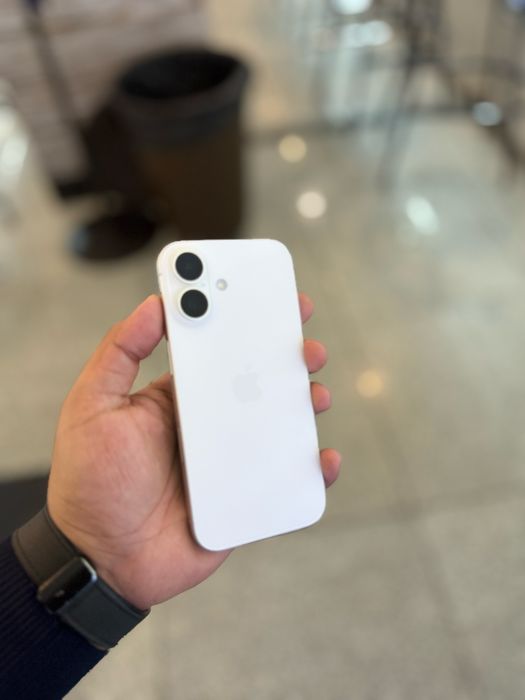 Продам в идеальном состояние iphone 16