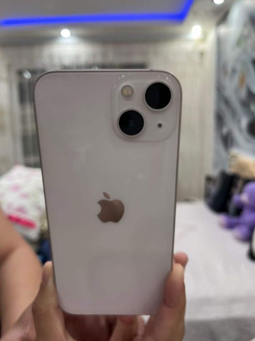 Iphone 13 безупречен единствена забелешка дисплея