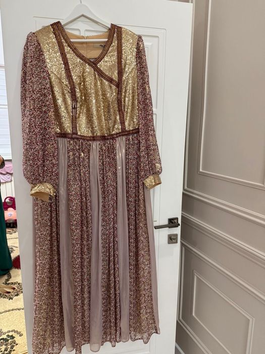 Көйлектер сатылады