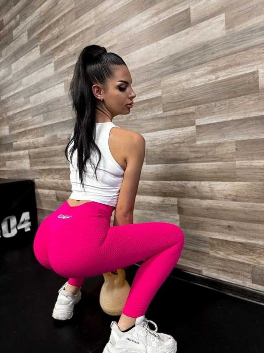 Клин със Scrunch Bum Ефект и Релеф, прикриващ целулита - Honey Bunny