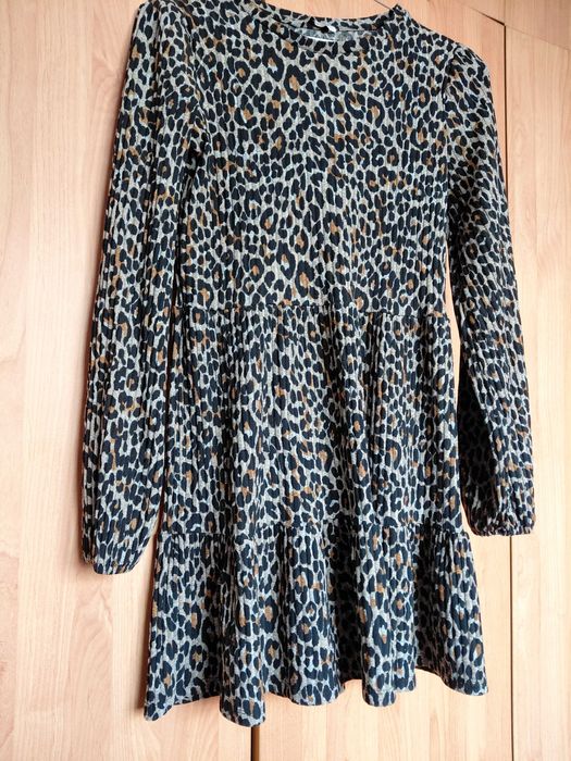 Рокля в леопардов принт