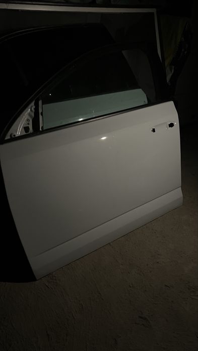 Продам двери оригинал skoda octavia
