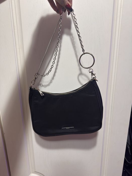 мини чанта Бершка