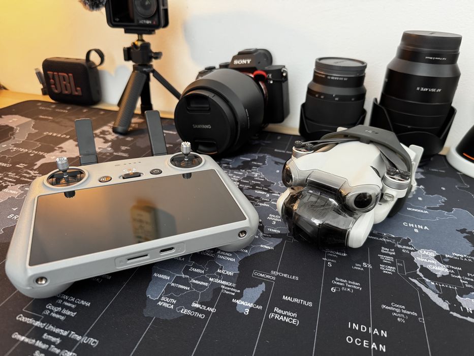 DJI Mini 4 Pro + Контролер DJI RC2