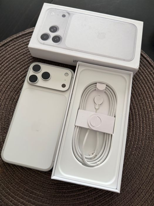 Iphone 17 Pro Max 256 GB Silver