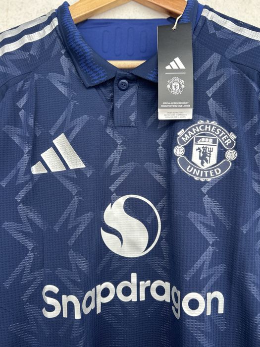 Tricou oficial Adidas Manchester United Away – Mărimea L - 24/25