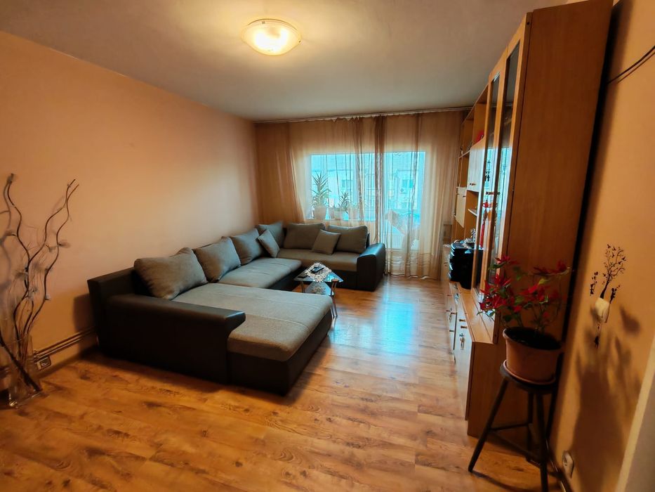 Vand apartament 3 camere  zona Soarelui Timisoara 120.000€