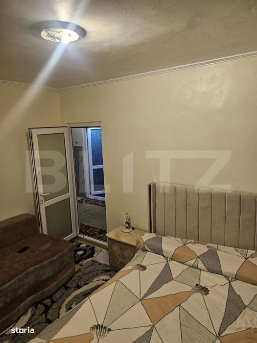Apartament de vanzare, 2 camere, semidecomandat, zona viaduct