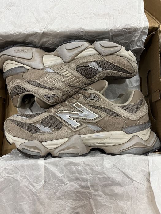 New balance9060 PB( Mushroom) marimea 38