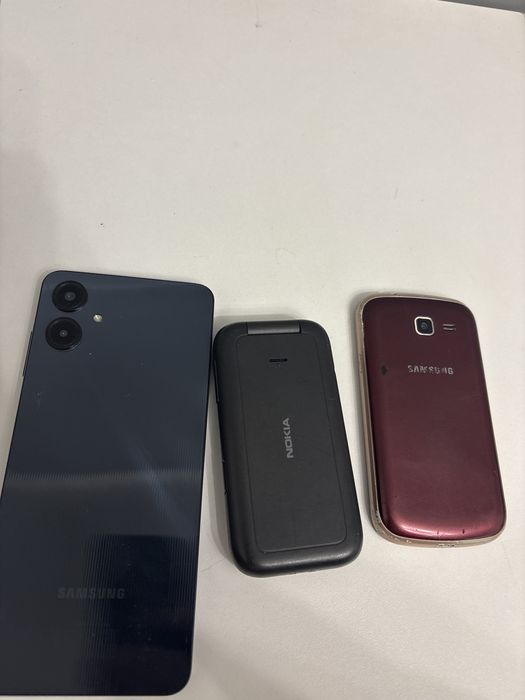 Самсунг А 06 , нокиа и самсунг