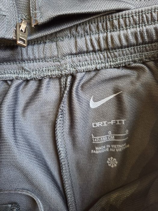Спортен екип - nike