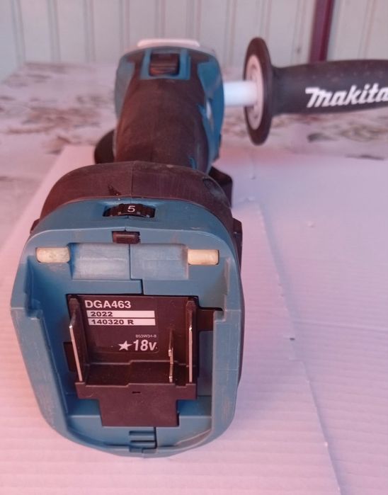 Makita DGA463Z pret Fix