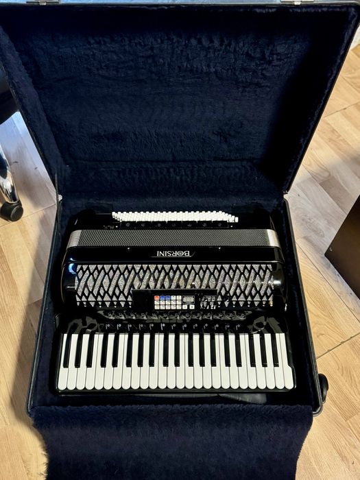 Vand Cutie Acordeon 120 basi